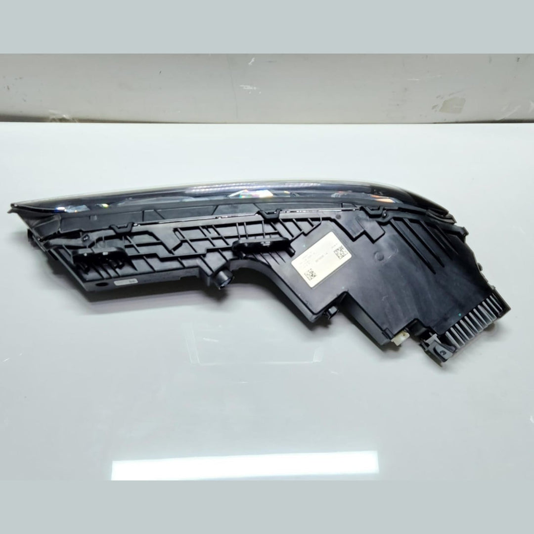 Genuine 2023-2025 BMW i7 Headlight Upper CRYSTAL 9879936 7 Series G70 i7 