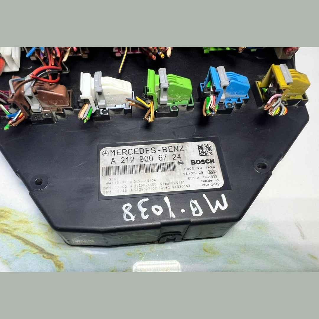 2010-2015 Mercedes E350 Front Sam Fuse Relay Box Module A2129006724 W204 W212