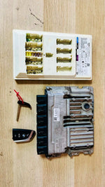 Load image into Gallery viewer, BMW Engine Control Unit 8475468 3 Series G20 320d 2.0 diesel ECU SET 2020-23 RHD