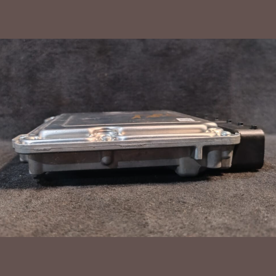BMW 5 F10 F20 F25 F30 N47N ENGINE CONTROL UNIT ECU  DDE Module  8517862