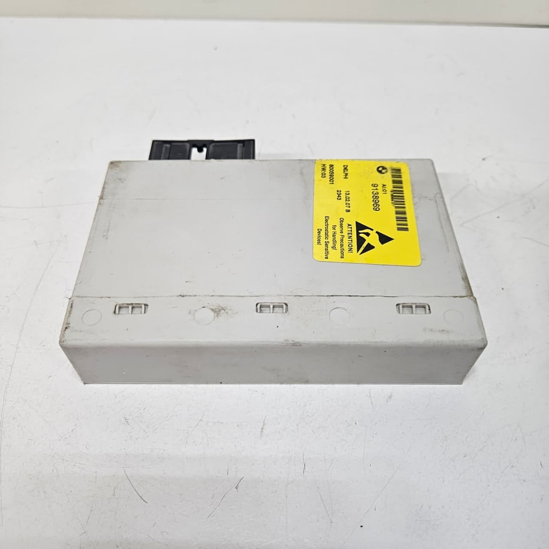 2006-2010 BMW 5 Series E60 E61 530i Power Control Module 9138969