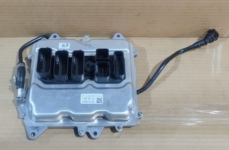 BMW OEM F02 N63 ECU SET 8604942 0281030533 DME CAS MODULE COMPLETE - 8604942