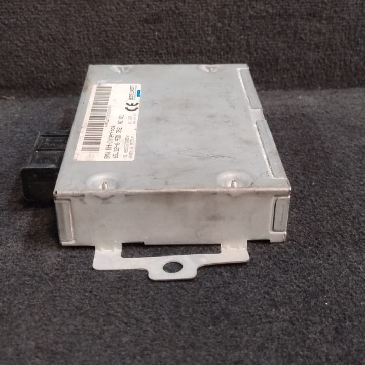BMW E65 / E66 REAR ENTERTAINMENT HEADSET  MODULE (K/H INTERFACE) 6930352