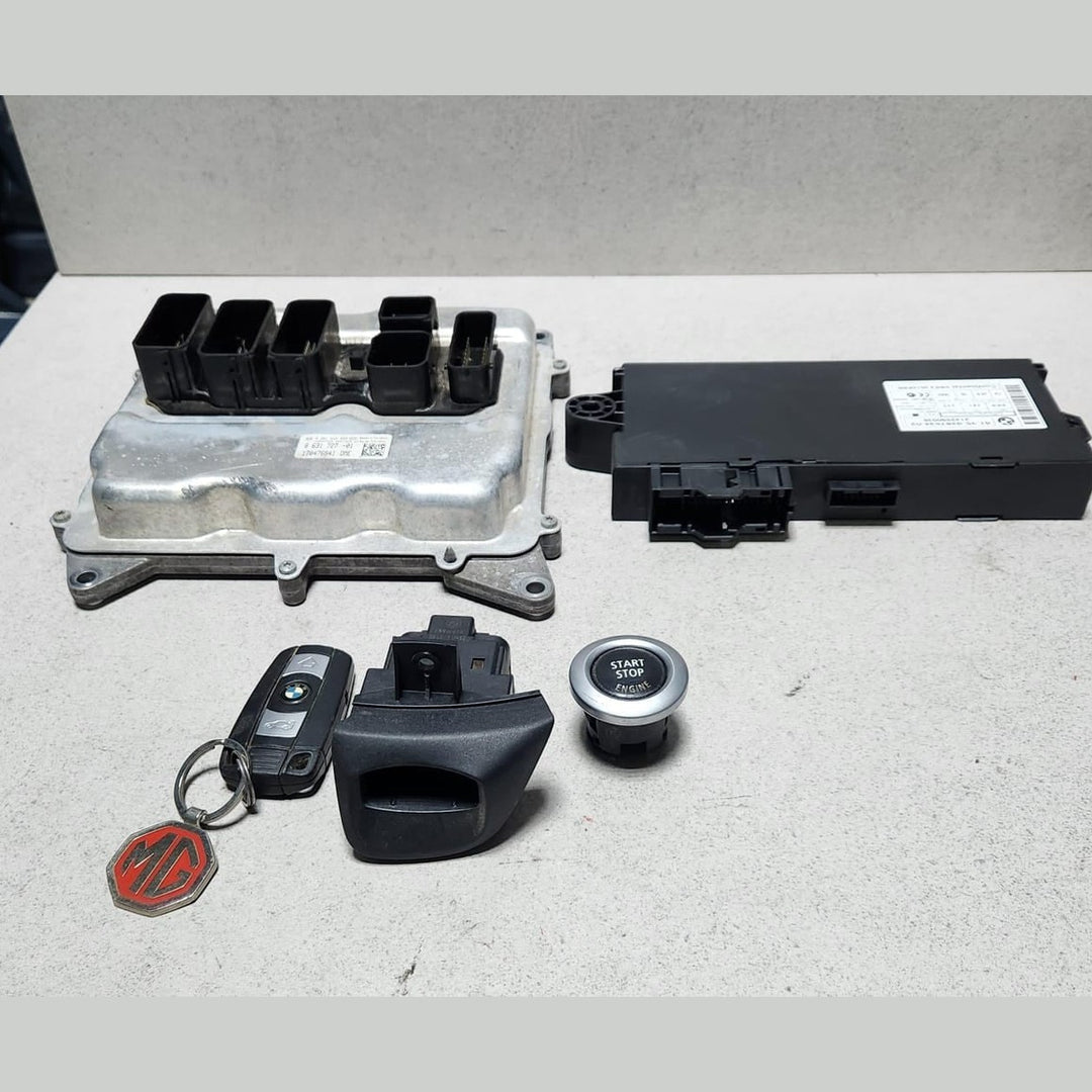 2014 BMW X1 E84 N20 Engine Control Unit ECU Set 8631727 OEM