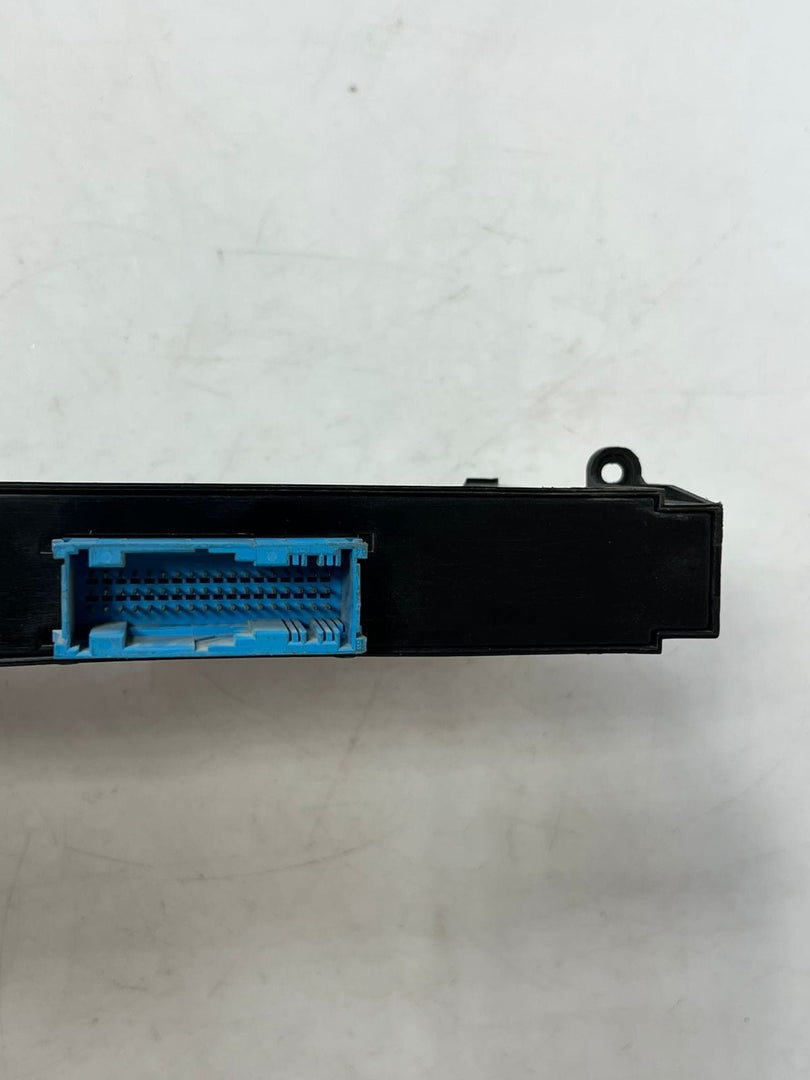BMW E87 1-Series Body Control Module BCM 9119493 OEM