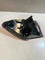 Bild in die Galerieansicht laden, 2014 BMW 5 Gran Turismo 507 LCI Rear Right Tail Light BACK LIGHT 7306166 OEM