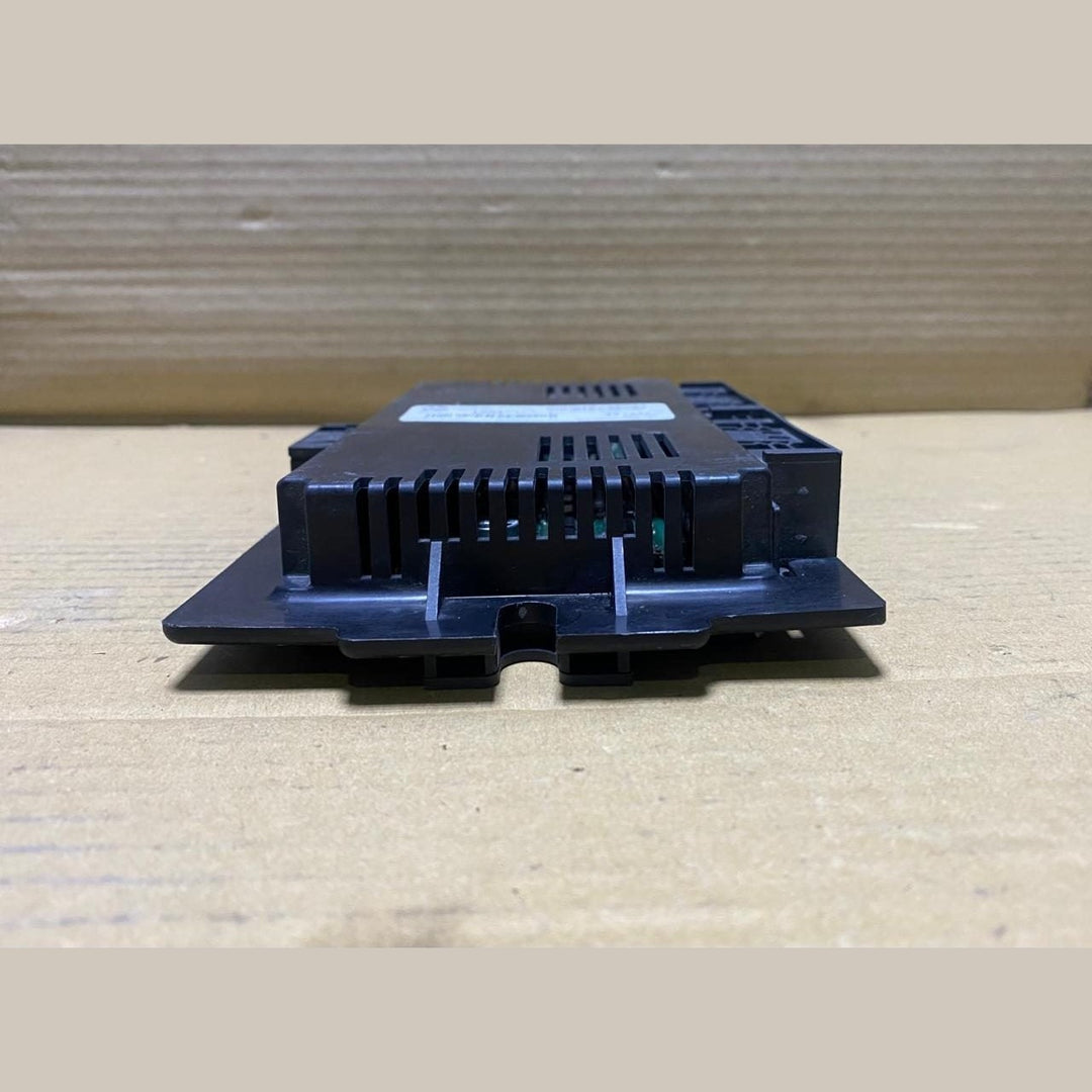 2010-2015 BMW X1 Footwell Light Control Module 9286887 X1 E84 and E90 E92 E93