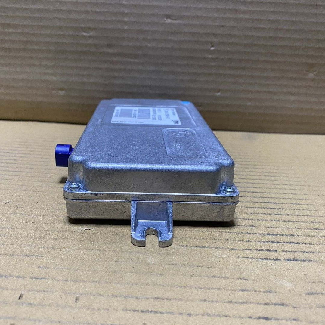 2011-2016 BMW 550i Rear View Camera Control Module 9282420