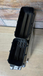 Load image into Gallery viewer, 2007-13 BMW 530D, X5 E70, X6 E71 3.0L Engine Control Unit 8509035
