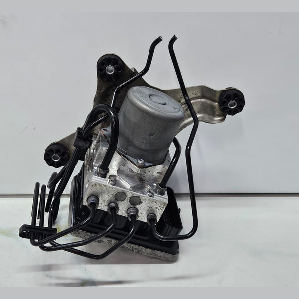 2016-2019 BMW G11 G12 7 Series, G30 5 Series, G01 X3 Abs Pump Module 6880538 OEM