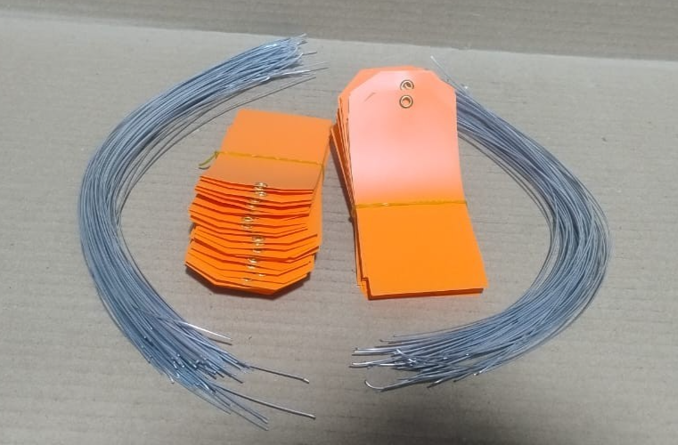 ACRYLIC TAG WITH METAL EYELET – THIN PLASTIC LABEL - IND/CRAFT ID TAG ORANGE