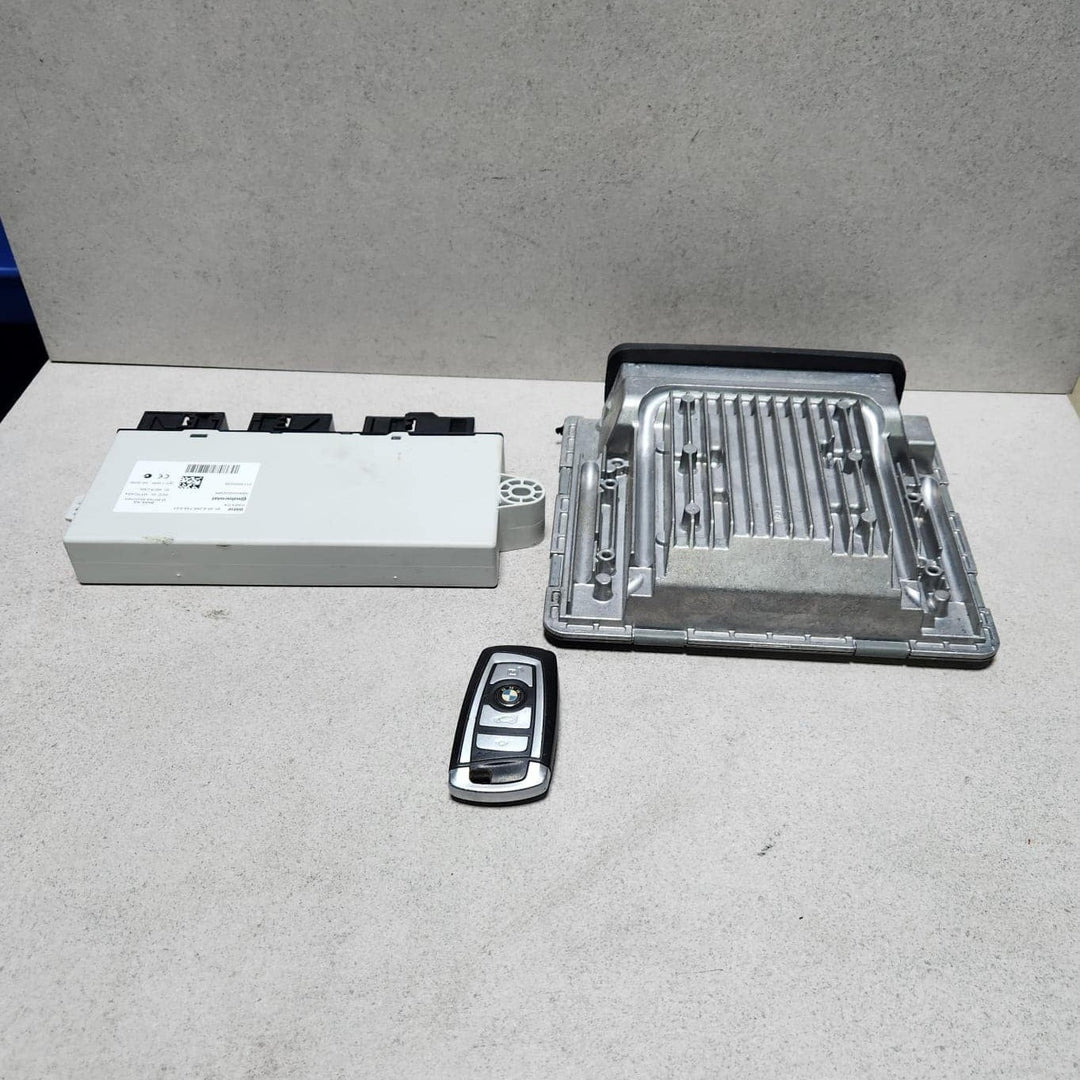 2007-2012 BMW F01 740i N54 RHD Engine Control Unit 7633038 ECU Set