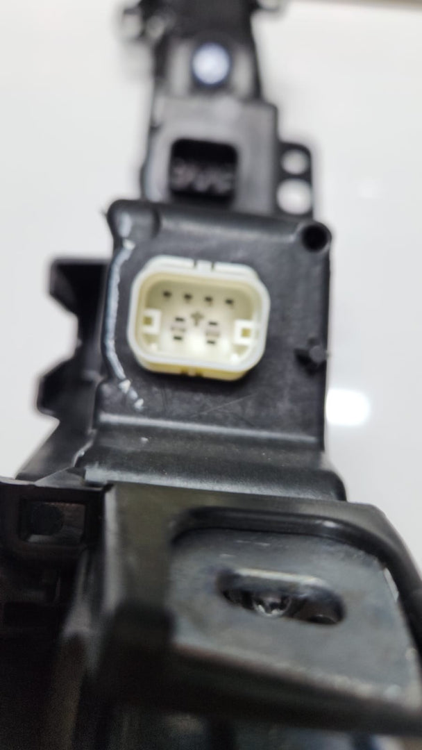 Genuine 2023-2025 BMW i7 Headlight Upper CRYSTAL 9879936 7 Series G70 i7 