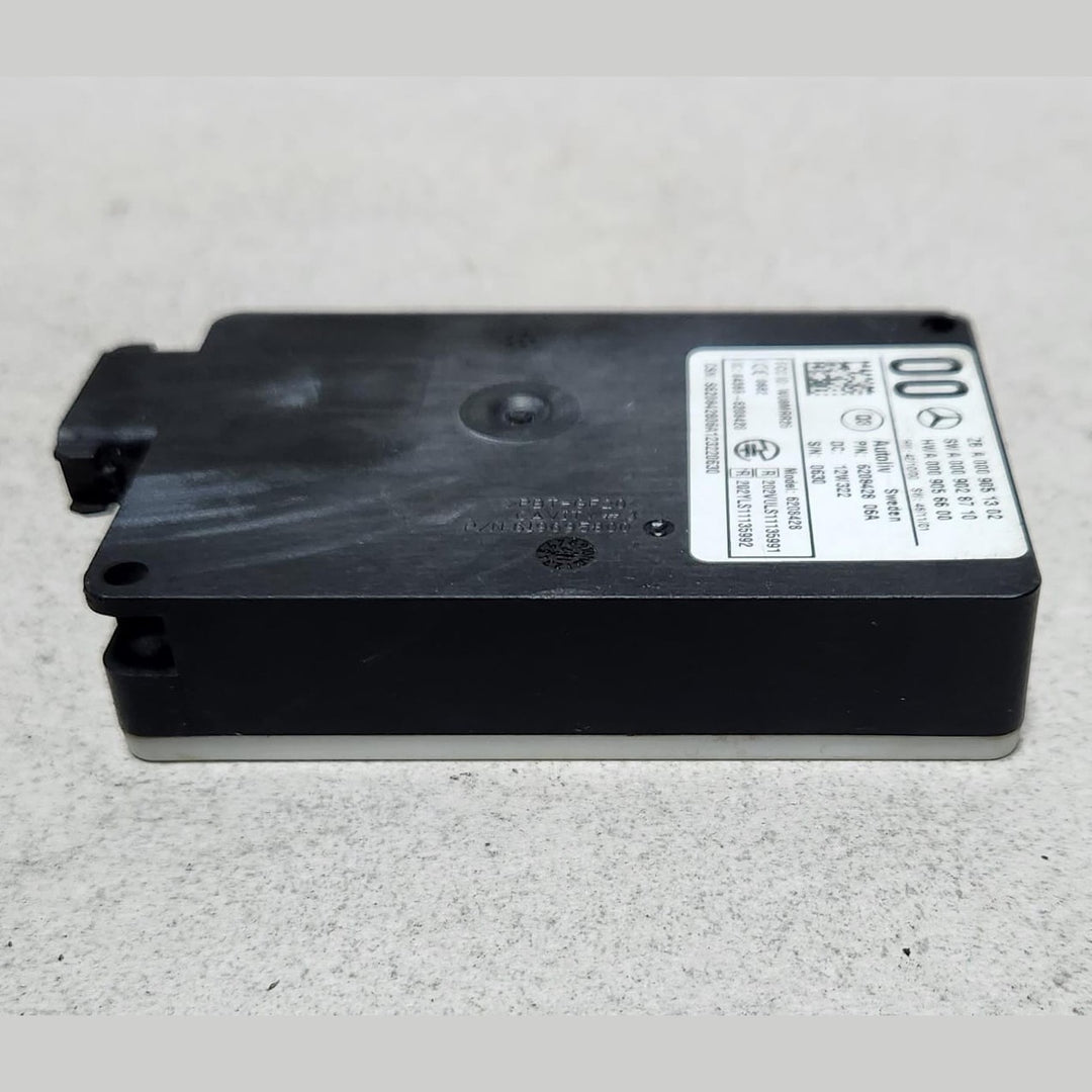 Benz Radar Sensor A0009051302  B-Class W246 W242, A-Class W176, and CLA W156