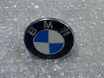 Bild in die Galerieansicht laden, OEM BMW E46 F80 F82 M3 M4 TRUNK EMBLEM LOGO BADGE 8219237