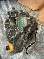 Bild in die Galerieansicht laden, 2008-2014 BMW X5 E70 N63 X6 E71 50iX DISTRIBUTOR Transfer Case 7574778 OEM