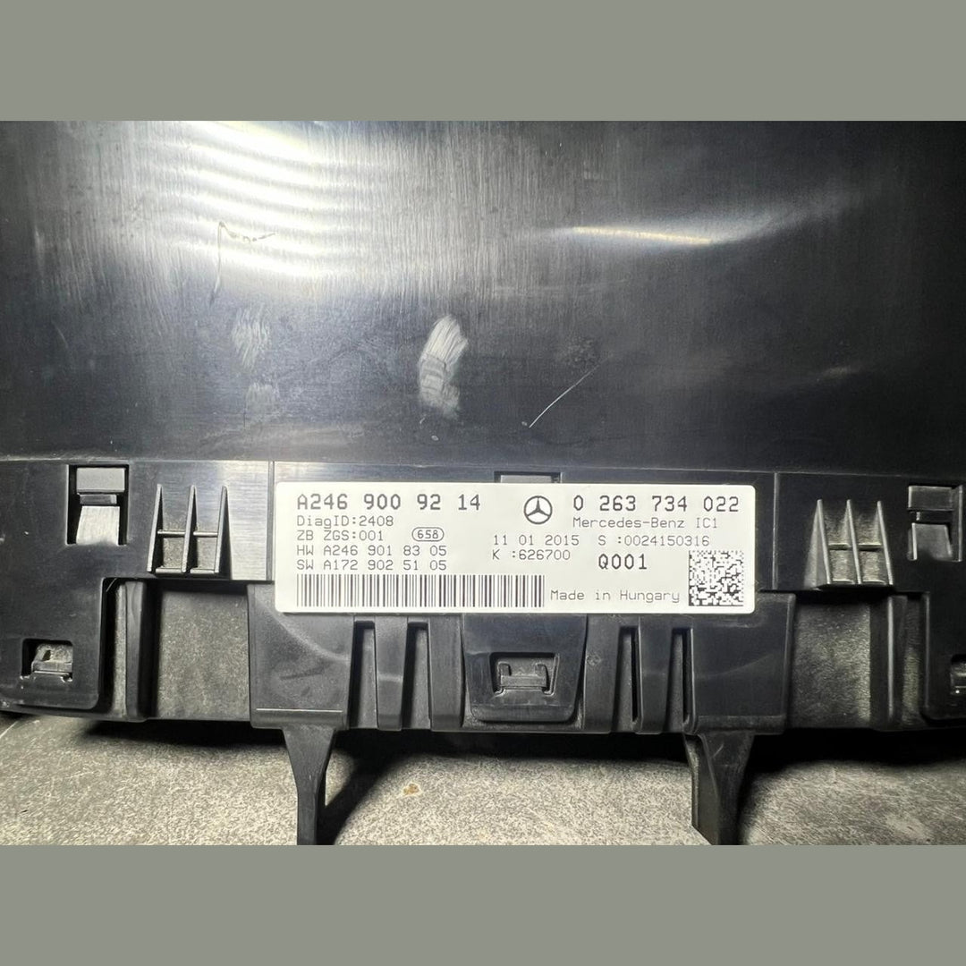 2012-2014 Mercedes-Benz W246 B-Class Instrument Cluster Speedometer A246 9009214