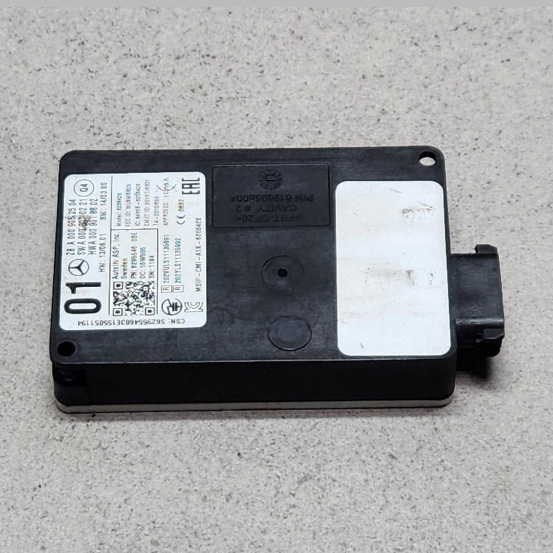Mercedes Blind Spot Assistant Radar Sensor A0009052504 E CLA CLS ML GL Class