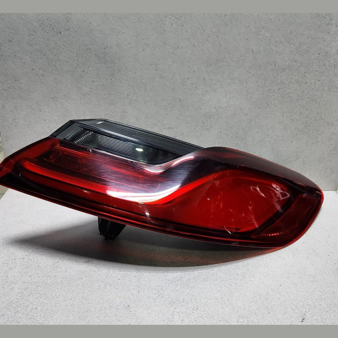 BMW Rear Light Side Panel Led Right 7445774  8 Series F91 F92 G14 G15 G16