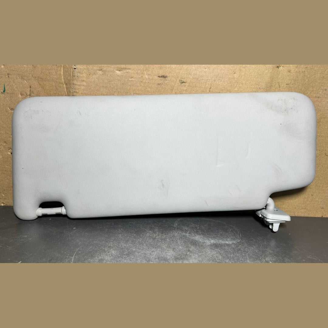 15-20 Mercedes W213 E-Class Front Right Side Sunvisor Sun Shade A213 8106201