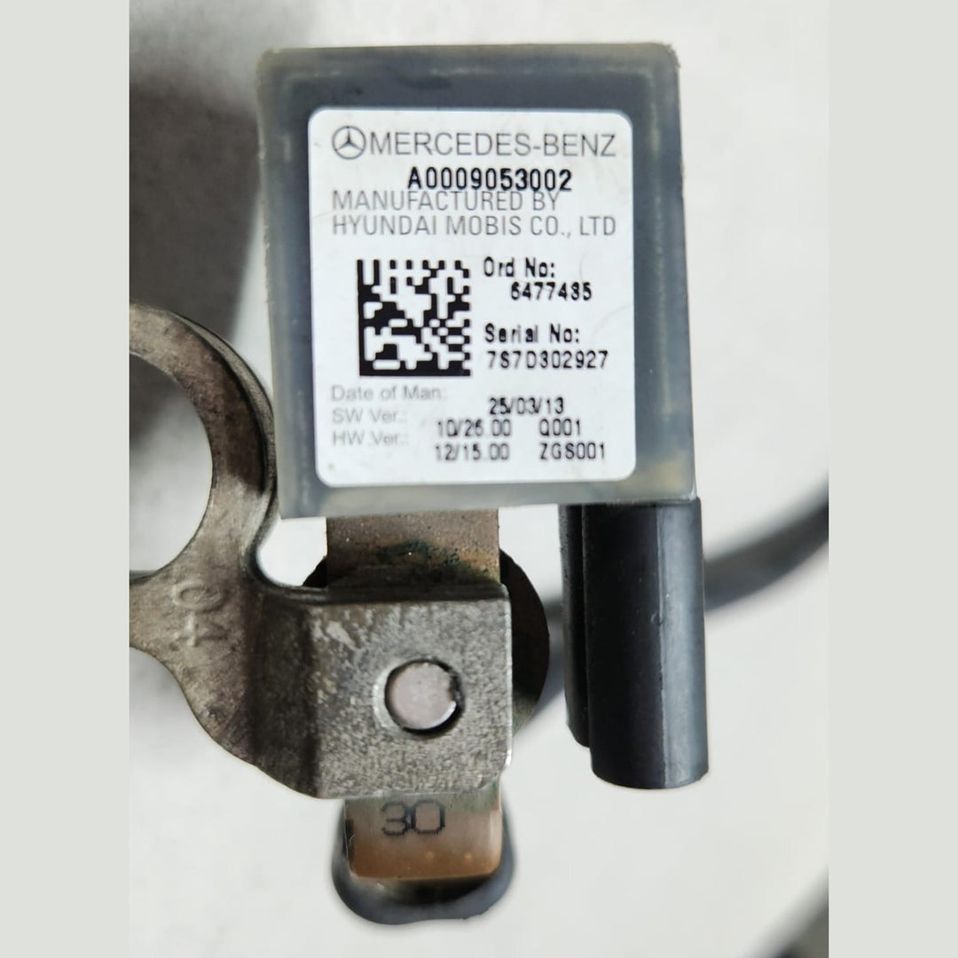 Mercedes-Benz Battery Cable Sensor A0009053002 C-Class W204 OEM