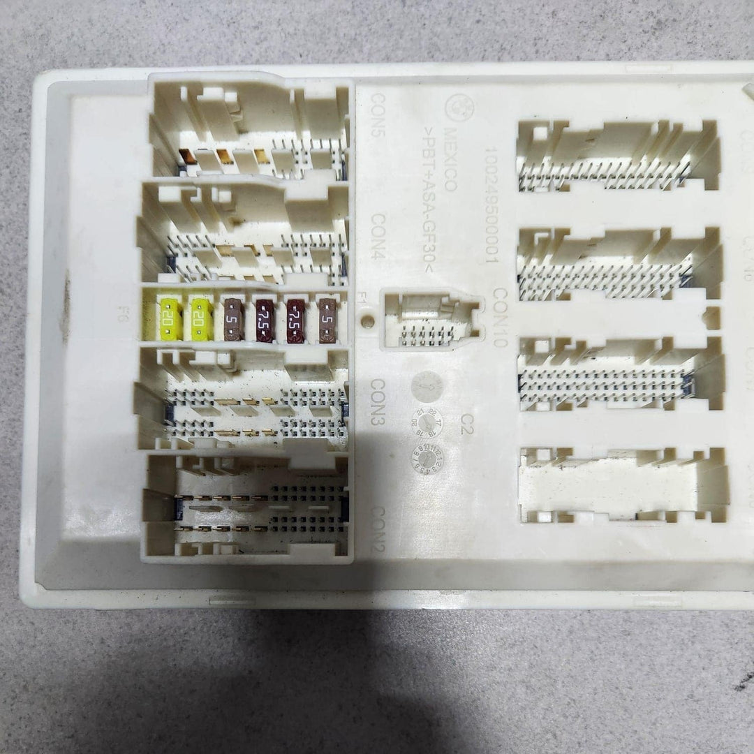 BMW Body Domain Controller Module 9433495 3 Series G20 G21