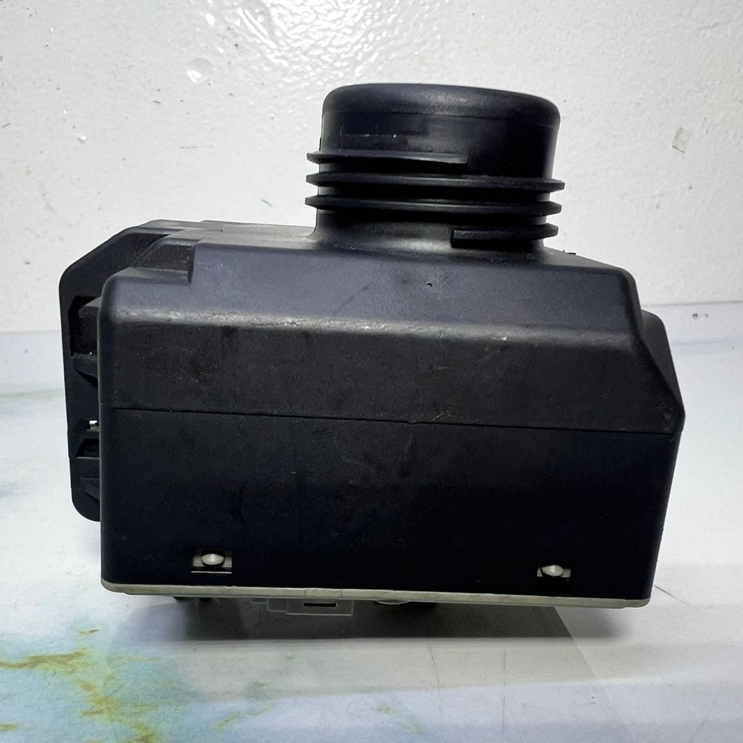 2010-2016 Mercedes-Benz CLS550 Ignition Switch Module A2129056601 W212 W218 E350