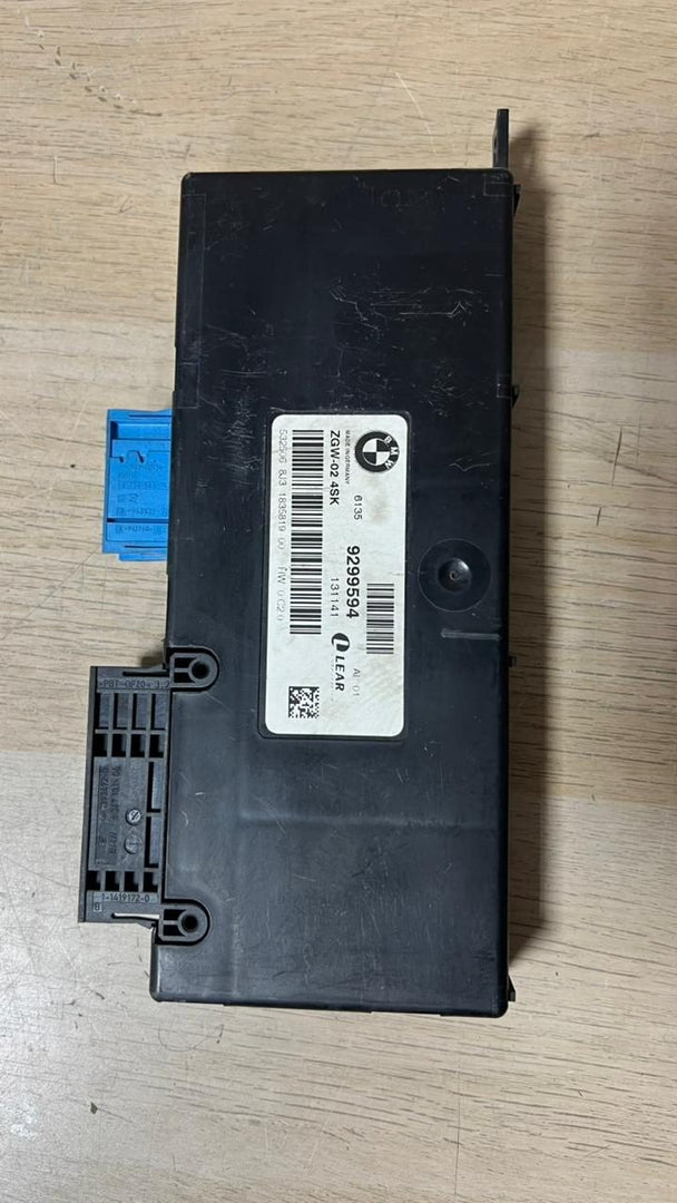 2011-2017 BMW X3 Central Gateway Control Module 9299594 F25 X3 and X4