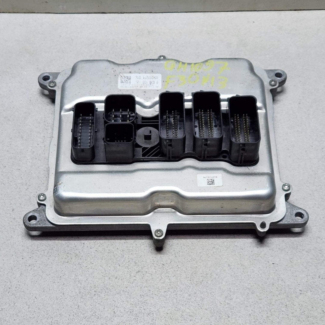 2012-2015 BMW 118i Engine Control Unit 8638198 F20 F30 OEM