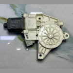 قم بتحميل الصورة إلى عارض الصور، 2013-2018 Mercedes-Benz A200 Front Right Window Motor A2469065200 A Class W176