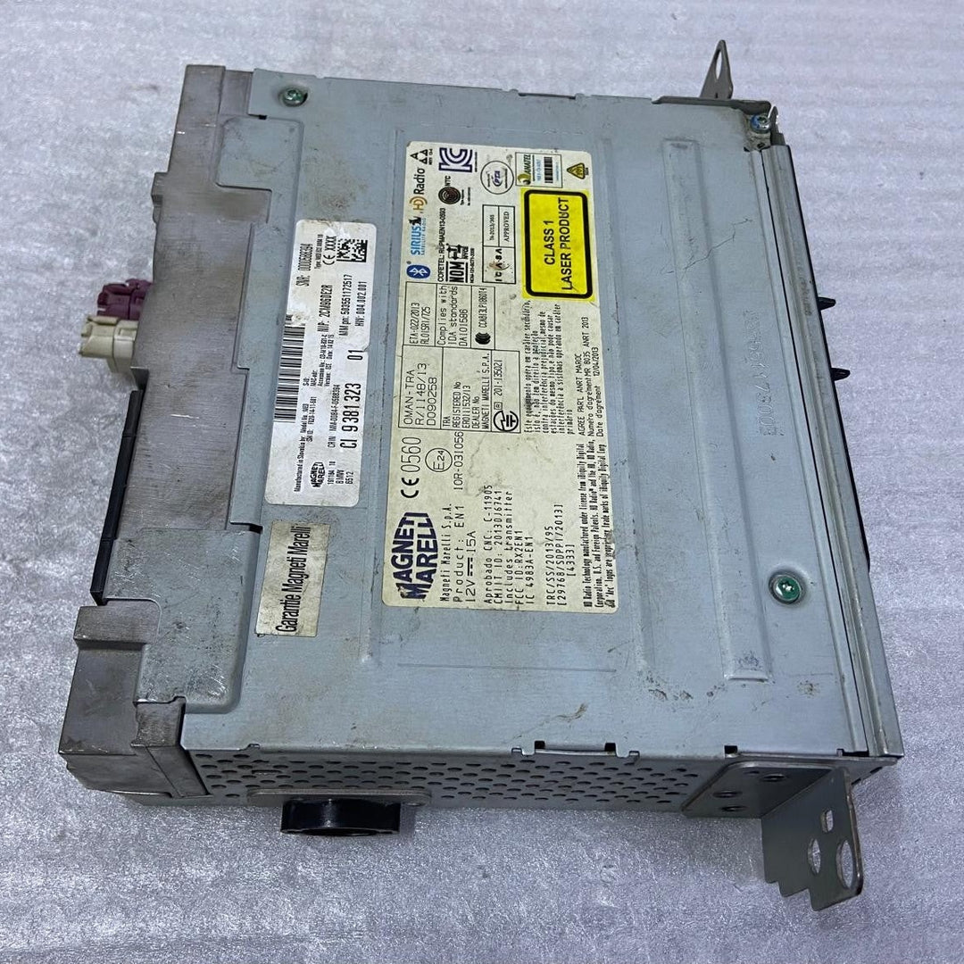 OEM BMW E87 BASIC HEADUNIT MEDIA Radio Navi DVD CD 9381323