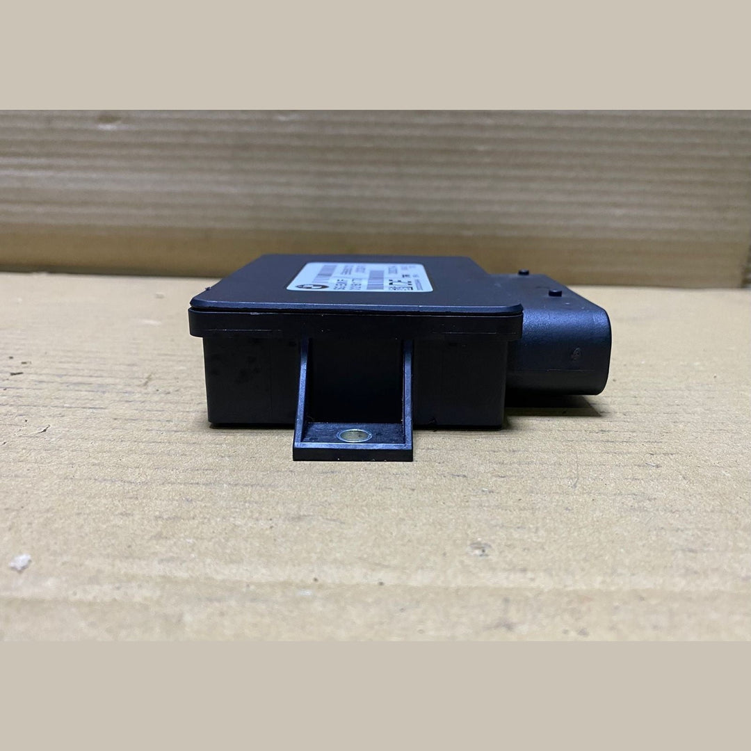 2010-2017 BMW X3 Electric Parking Brake Control Module 6862808 F10, F11, F12, F1
