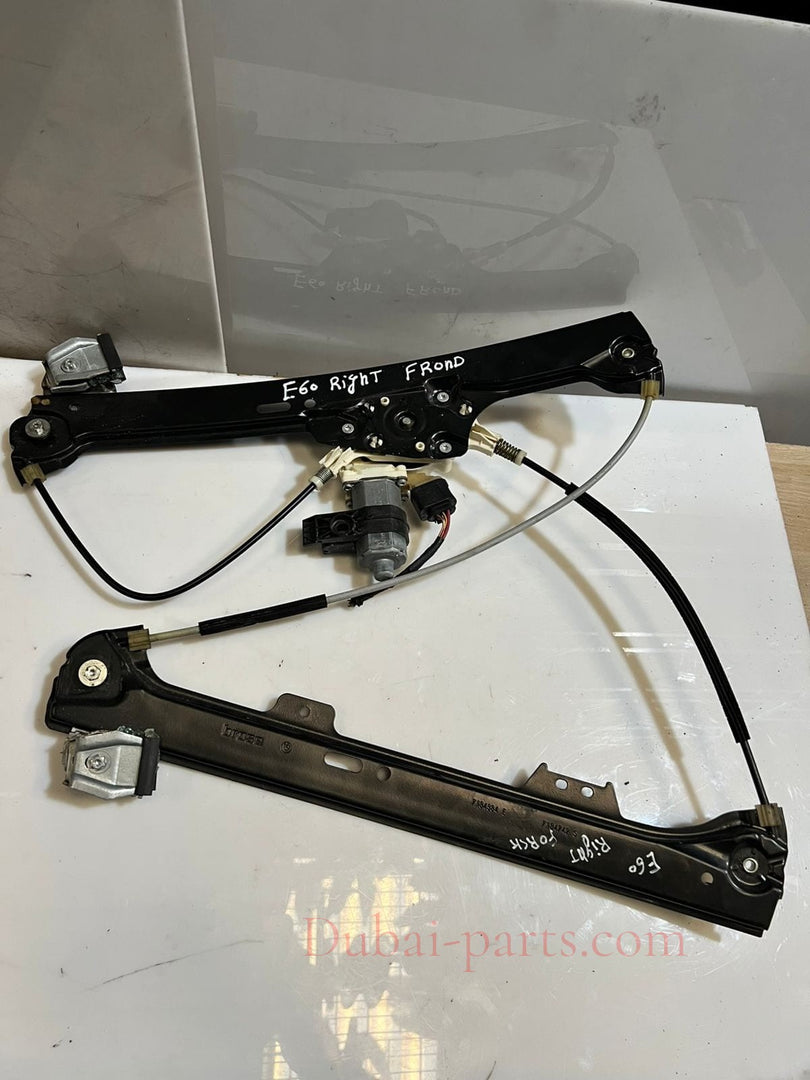 2006-2010 BMW 550i 5 Series E60 E61 Front Right Window Regulator 7184384 OEM