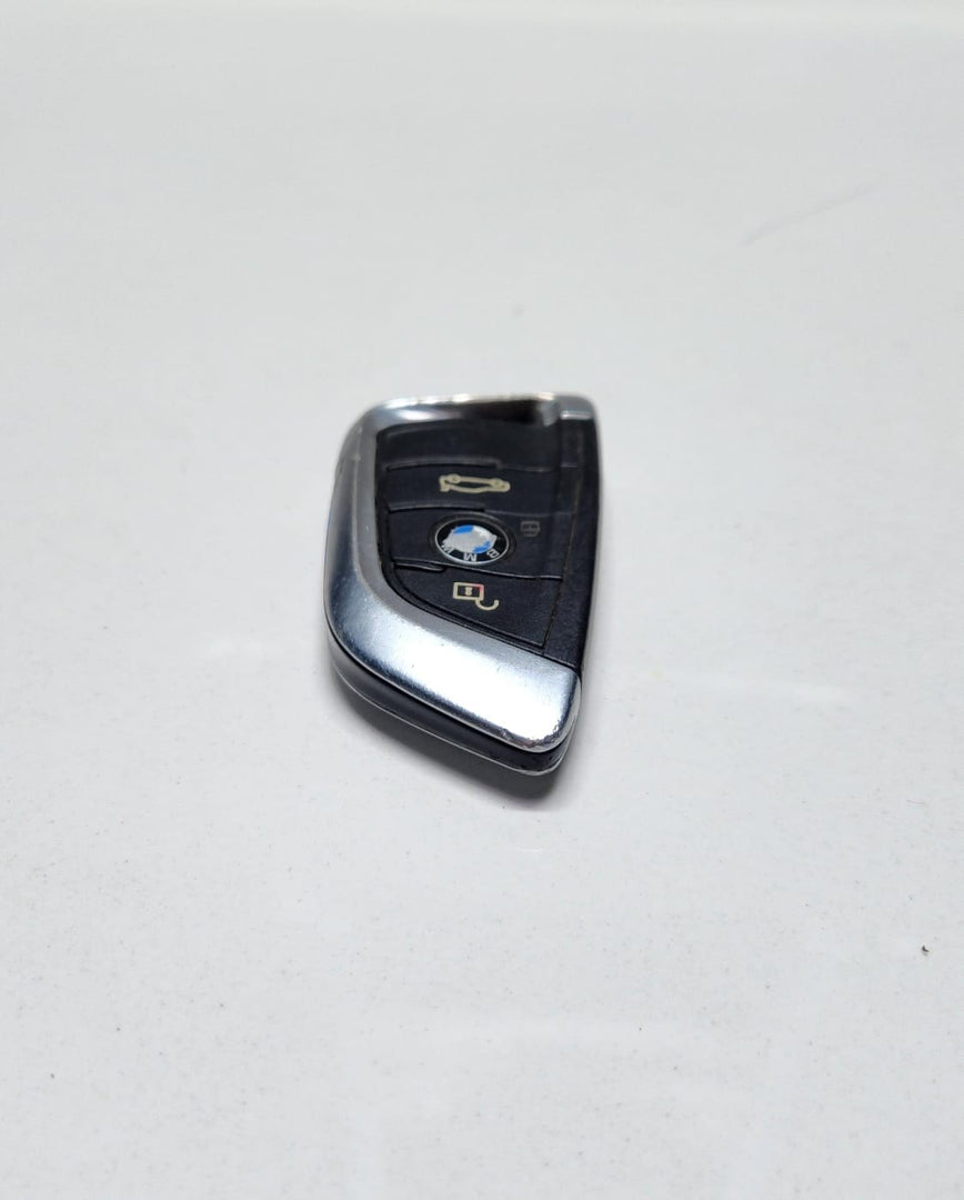 2014-2018 BMW X5 Smart Key Fob Remote 4-Button 9367401 X6 OEM 434 MHz