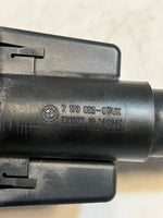 Load image into Gallery viewer, 2006-2013 BMW X5 E70 and X6 E71 Headlight Washer JET Nozzle FRONT 7173852 OEM