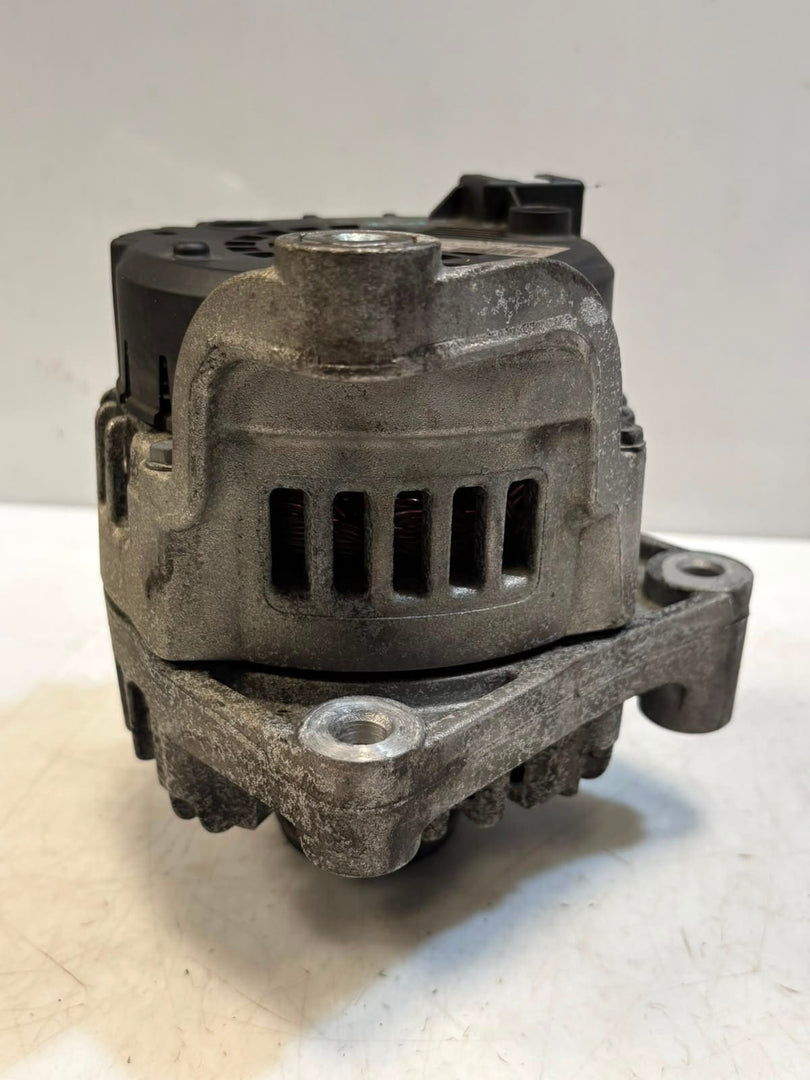 2011-2017 BMW 5 Series X3 F10 F11 F25 N47D20C Alternator 8507625 OEM