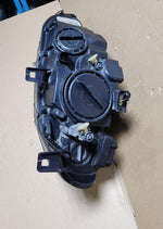 Bild in die Galerieansicht laden, 2008-2014 BMW X6 Left Headlight 7271359 X6 E71 XENON ECE