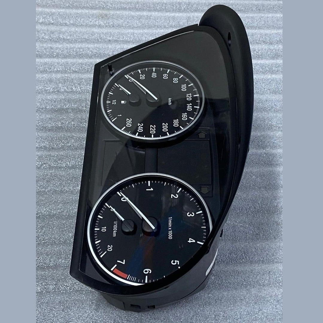 OEM BMW X1 S18i E84 Instrument Cluster Panel Speedometer Petrol 2259442