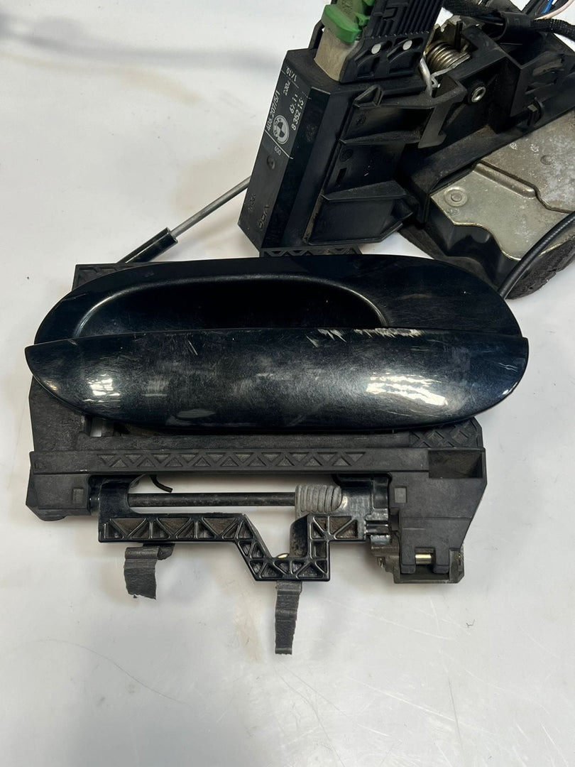 BMW 5 7 Series E39 E38 REAR RIGHT Central Locking Door Lock Actuator 8352165 OEM