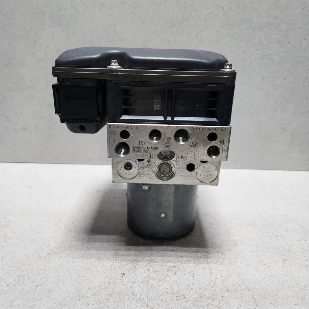 2010-2016 BMW 550i Abs Pump Module 6852808 5 Series F10 F11 and 6 Series F12 F13