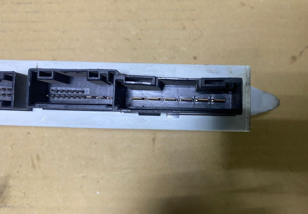 2002-2003 BMW 745i Front Door Control Module 6933267 745i and 745Li E65 series