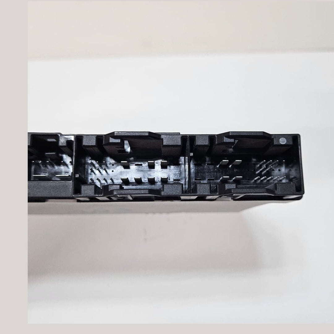 2012-2013 BMW 3 Series F30, F20,325i Front Left Seat Control Module 9280913
