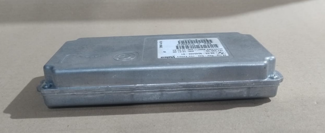 BMW F31 F15 F06 750i  SURROUND VIEW CAMERA CONTROL MODULE 9249466