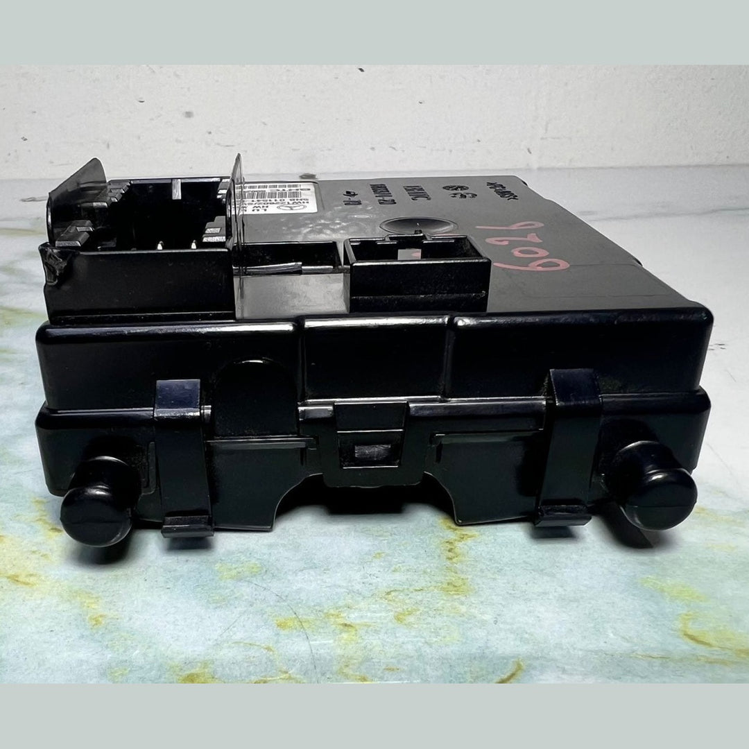 Mercedes-Benz Air Conditioning Control Module Unit A4479000407 W447 Vito V-Class