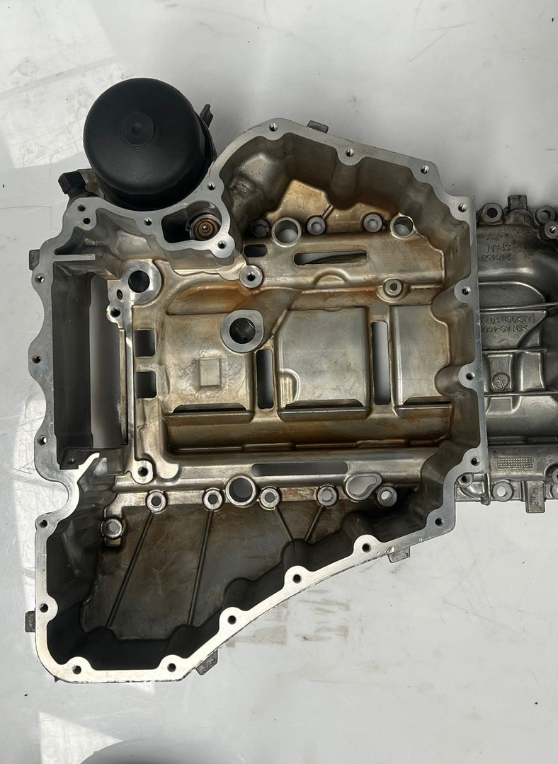 BMW F10 M5 F12 F13 M6 S63N Petrol Engine Upper Oil Sump Pan. PNo-1113 7843143 9