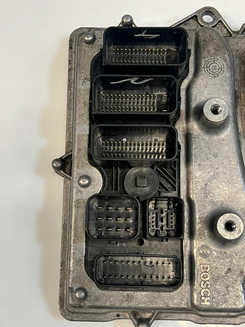 2015-2016 BMW F10 Engine Control Unit ECU SET DME+CAS4+1KEY 8665625 OEM