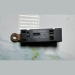 Bild in die Galerieansicht laden, 2015-2023 Mercedes-Benz C300 Antenna Amplifier A1568200089 W205 C-Class X253 GLC