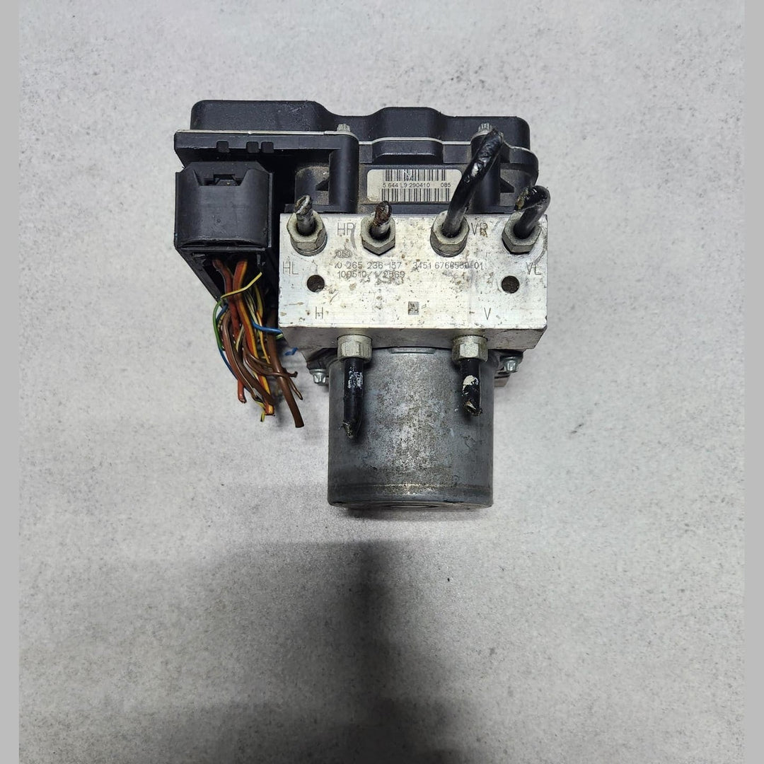 2010-2012 BMW X1 Abs Pump Hydraulic With Ecu 6795186 X1 E84