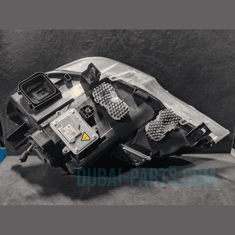 BMW X5 E70 FACELIFT LCI  XENON HEADLIGHT RIGHT SIDE 0621110215 OEM - 7240790