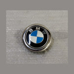قم بتحميل الصورة إلى عارض الصور، OEM BMW X2 F39 REAR LIFTGATE EMBLEM RELEASE SWITCH HANDLE 7248535